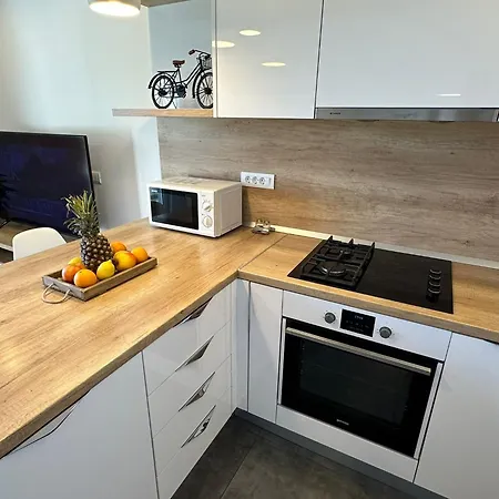Apartment Ante